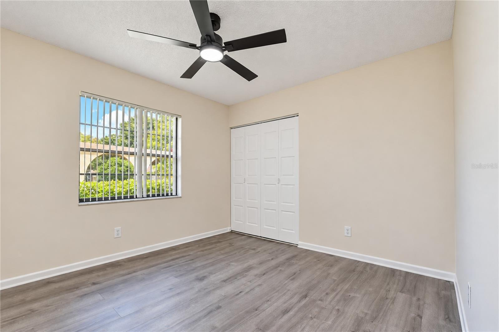 15819 DEEP CREEK LN — photo 38