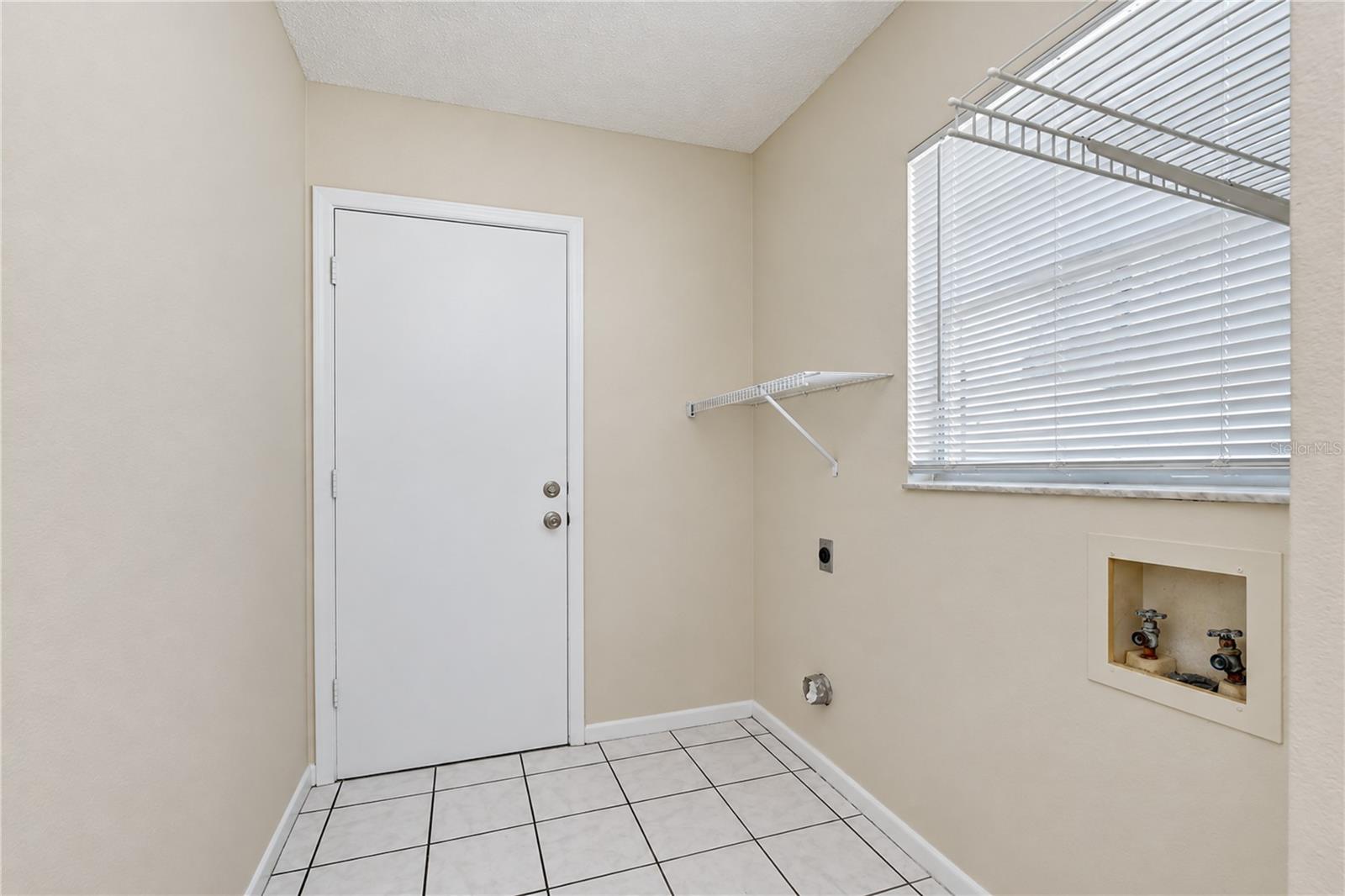 15819 DEEP CREEK LN — photo 39