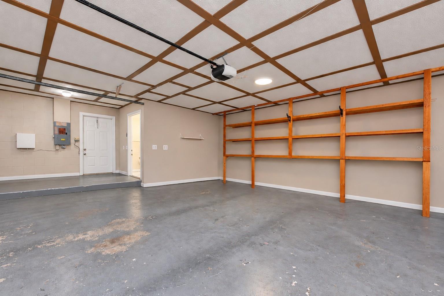 15819 DEEP CREEK LN — photo 40