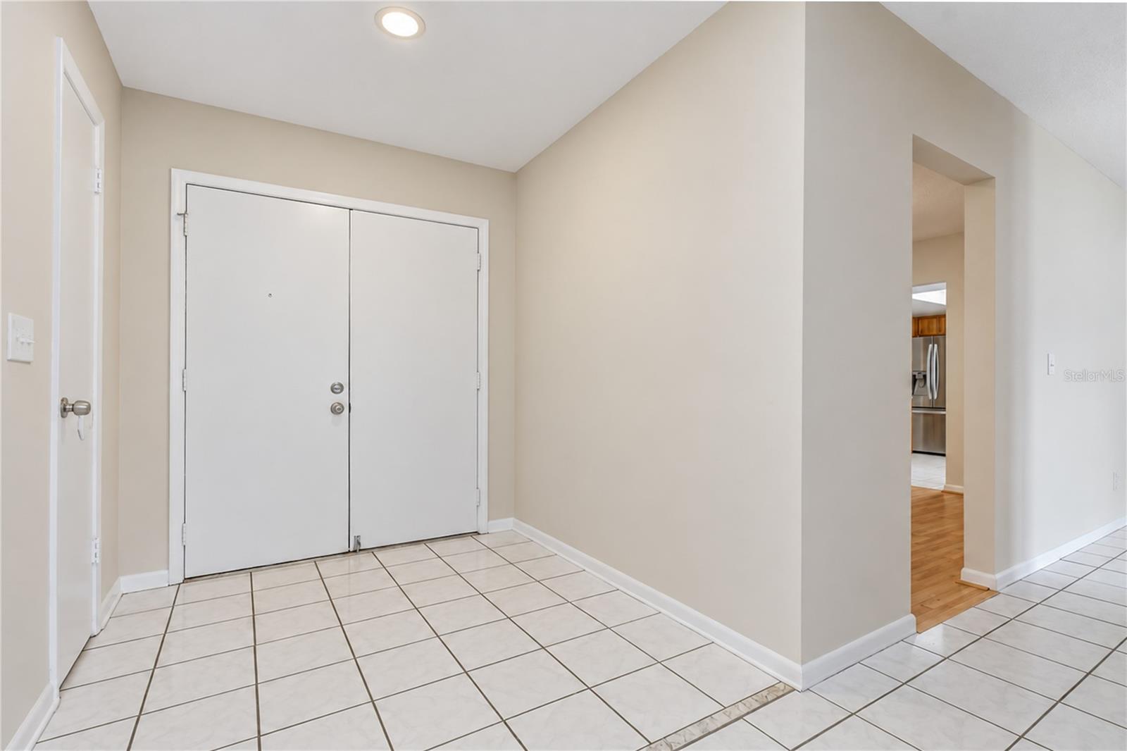 15819 DEEP CREEK LN — photo 2