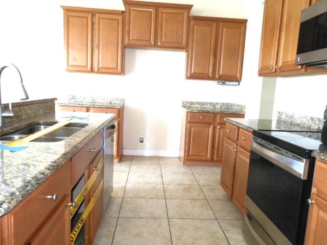 10524 SHADY PRESERVE DR — photo 7
