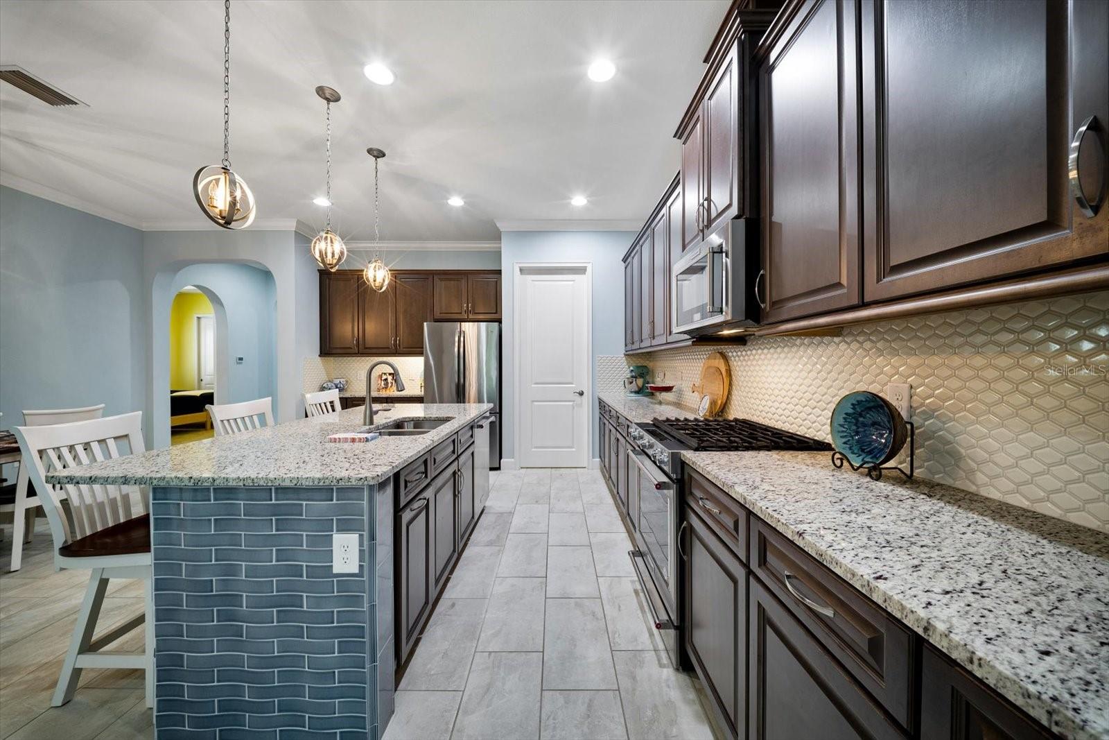 2304 STARWOOD CT — photo 18