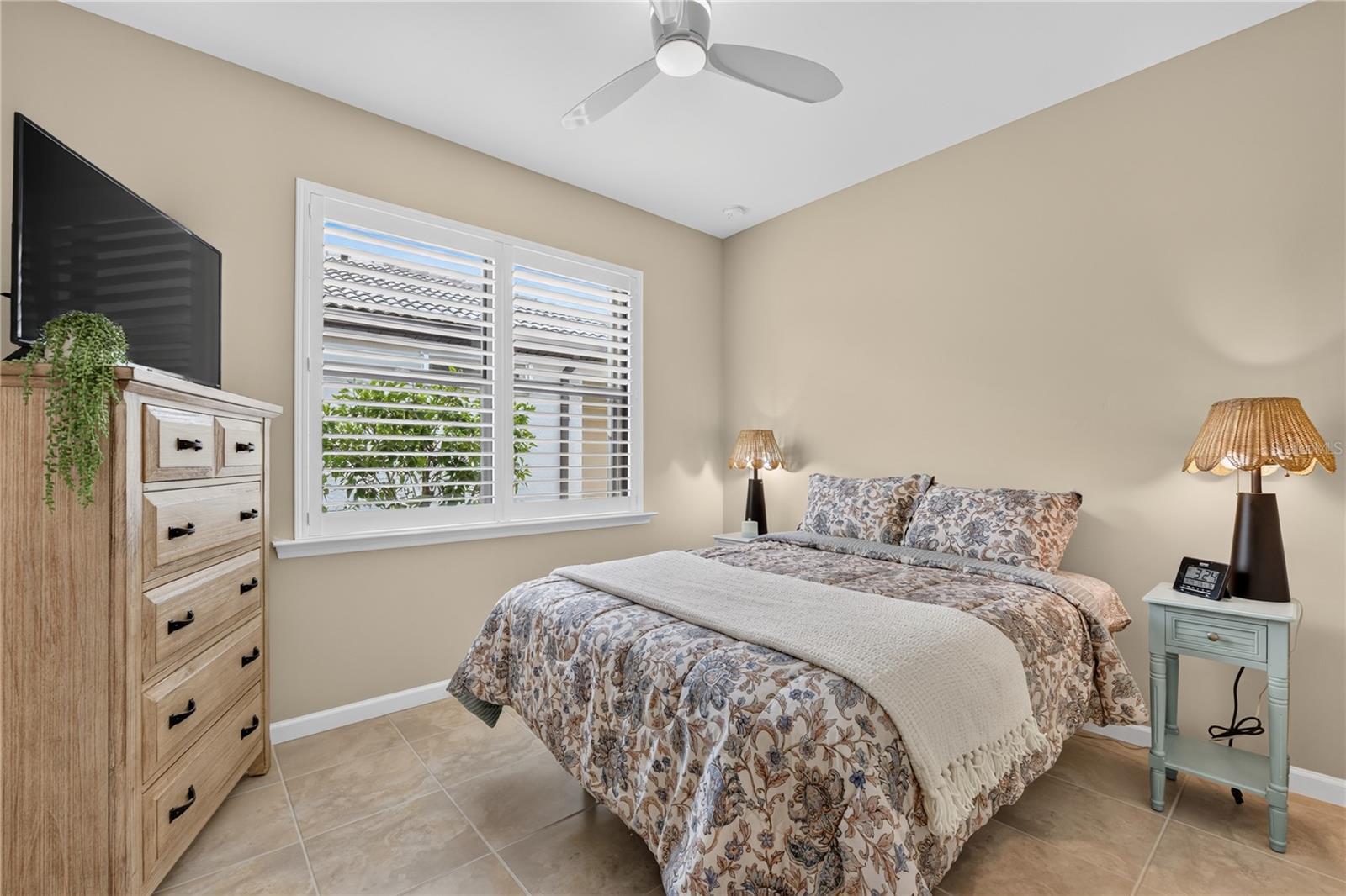2588 DAISY DR — photo 28