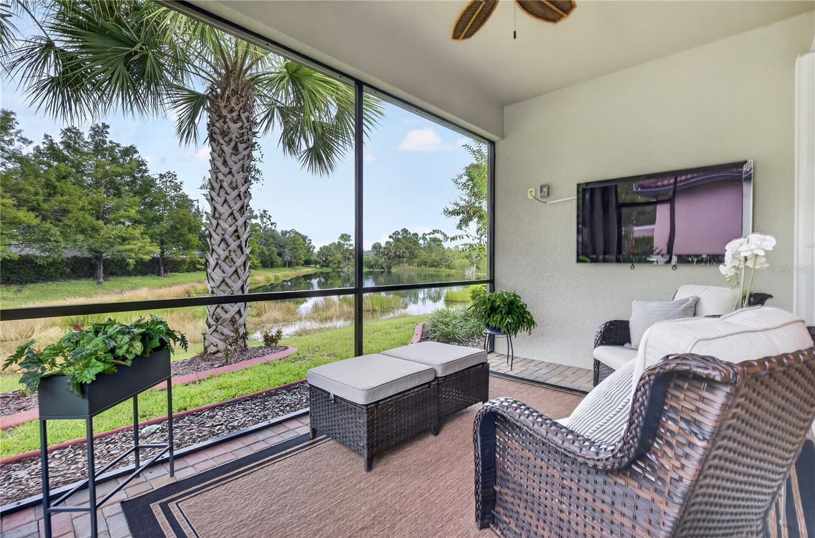 2588 DAISY DR — photo 37