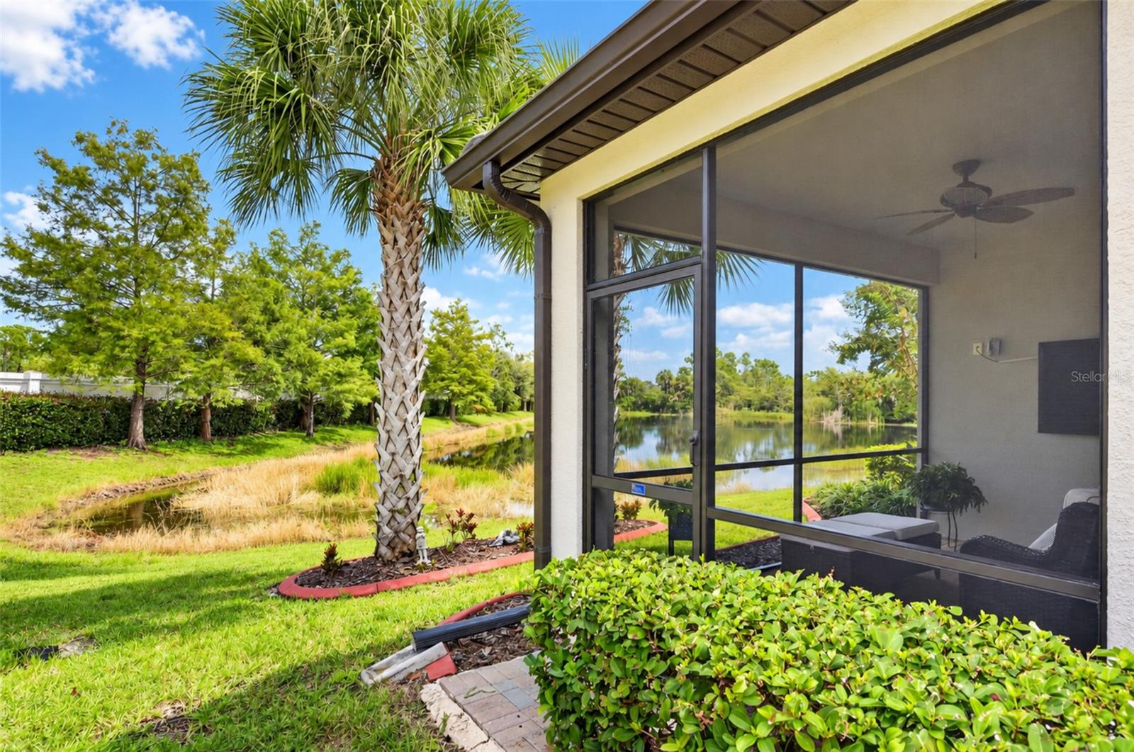 2588 DAISY DR — photo 43
