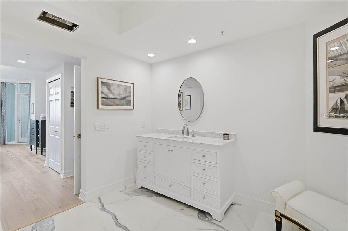 401 N POINT RD #703 — photo 18