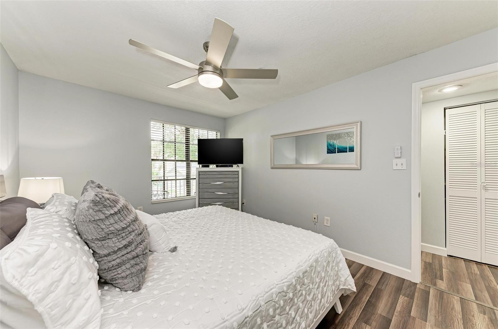 1000 W HORATIO ST #127 — photo 10
