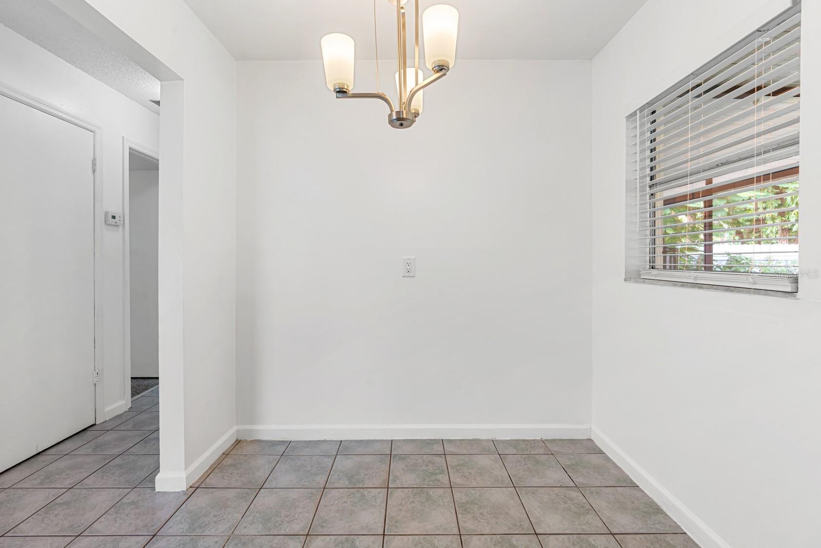 1713 W ATKINSON ST — photo 10