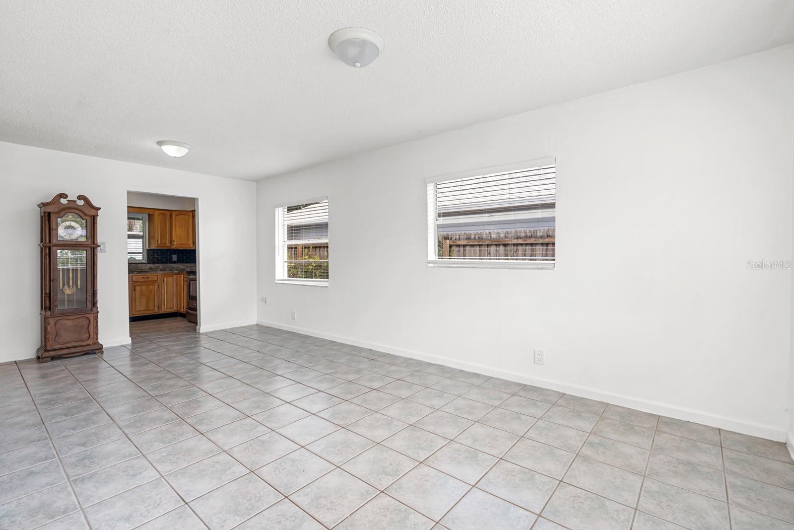 1713 W ATKINSON ST — photo 6