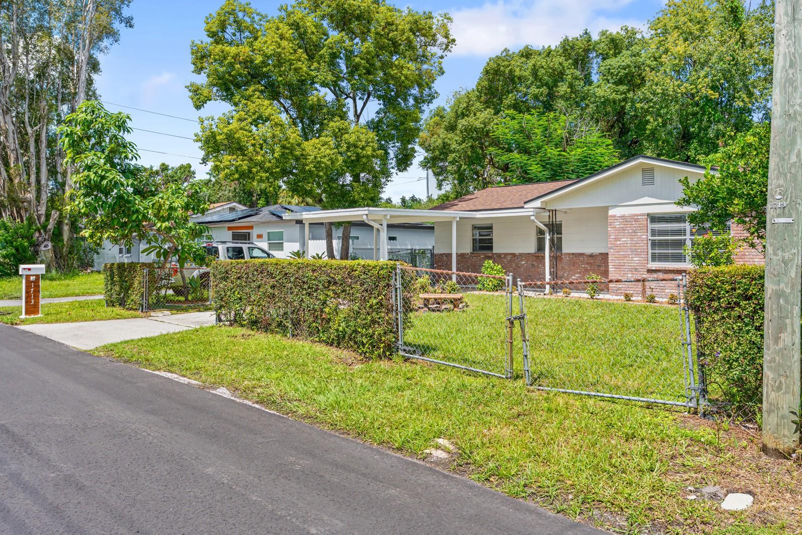 1713 W ATKINSON ST — photo 32
