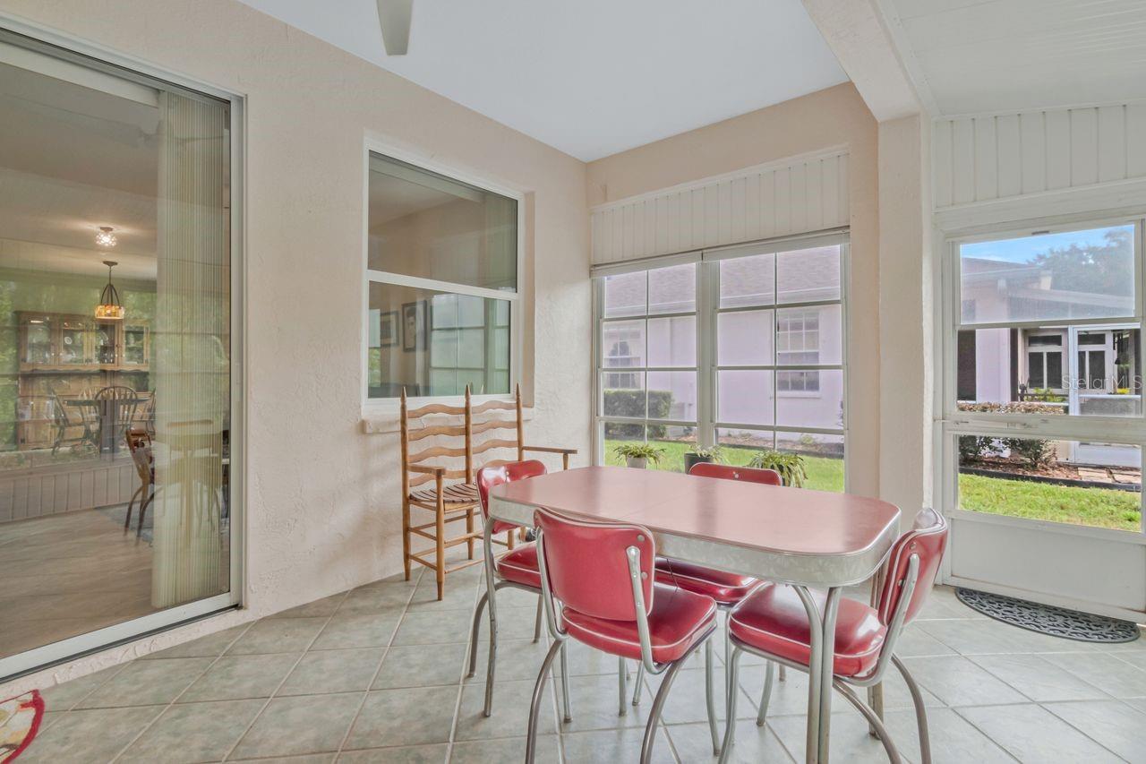 2635 EAGLE GREENS DR — photo 32