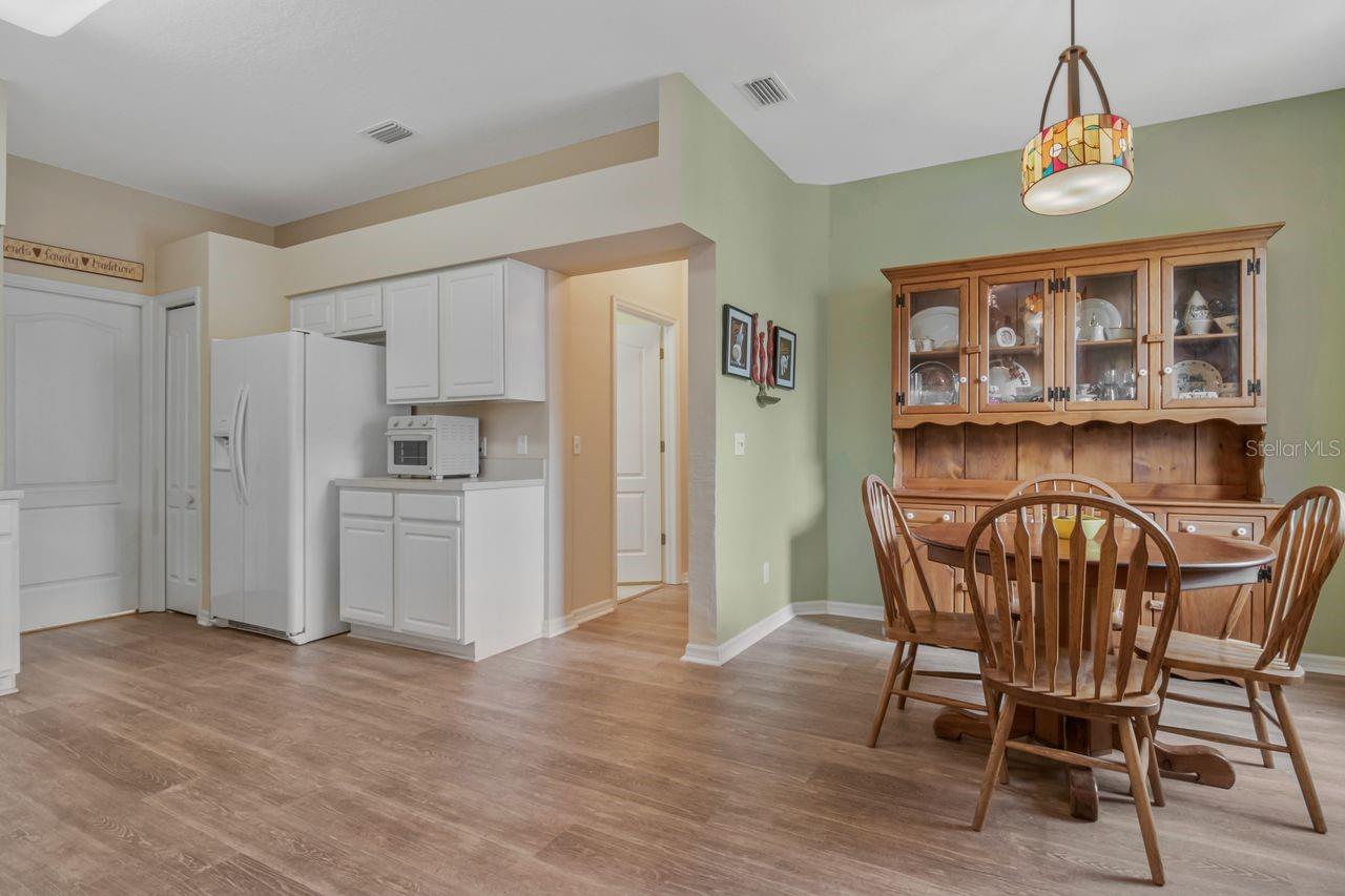 2635 EAGLE GREENS DR — photo 7