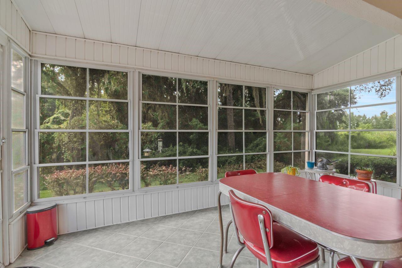 2635 EAGLE GREENS DR — photo 31