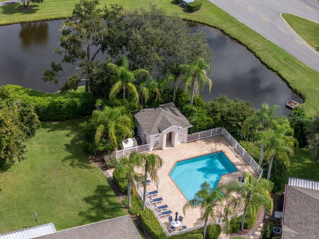 2635 EAGLE GREENS DR — photo 41