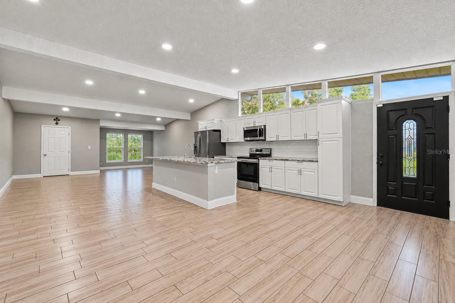 218 PARK RIDGE AVE — photo 4