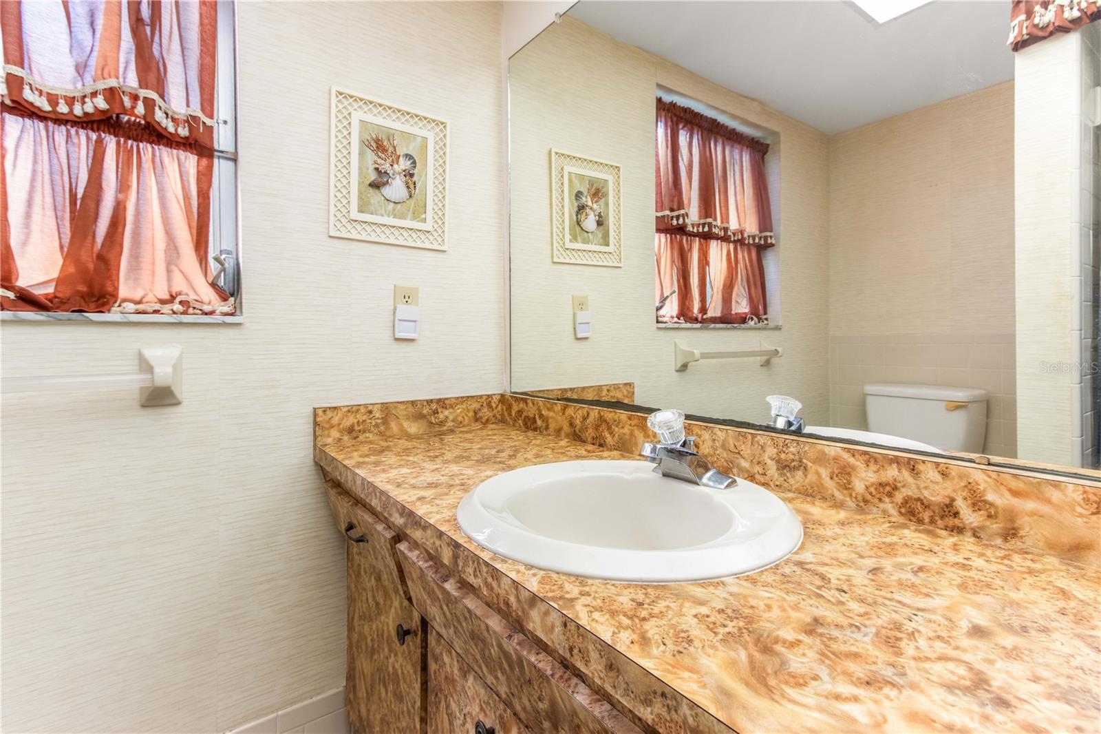 1950 SANDPIPER DR — photo 20