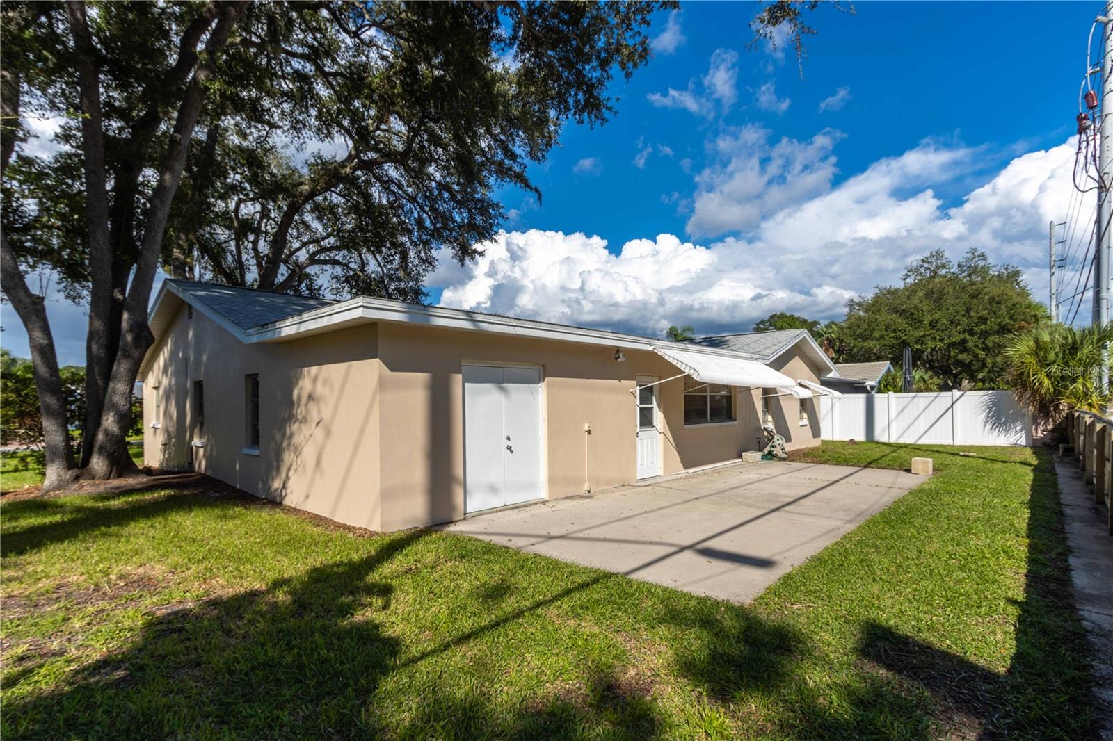 1950 SANDPIPER DR — photo 30