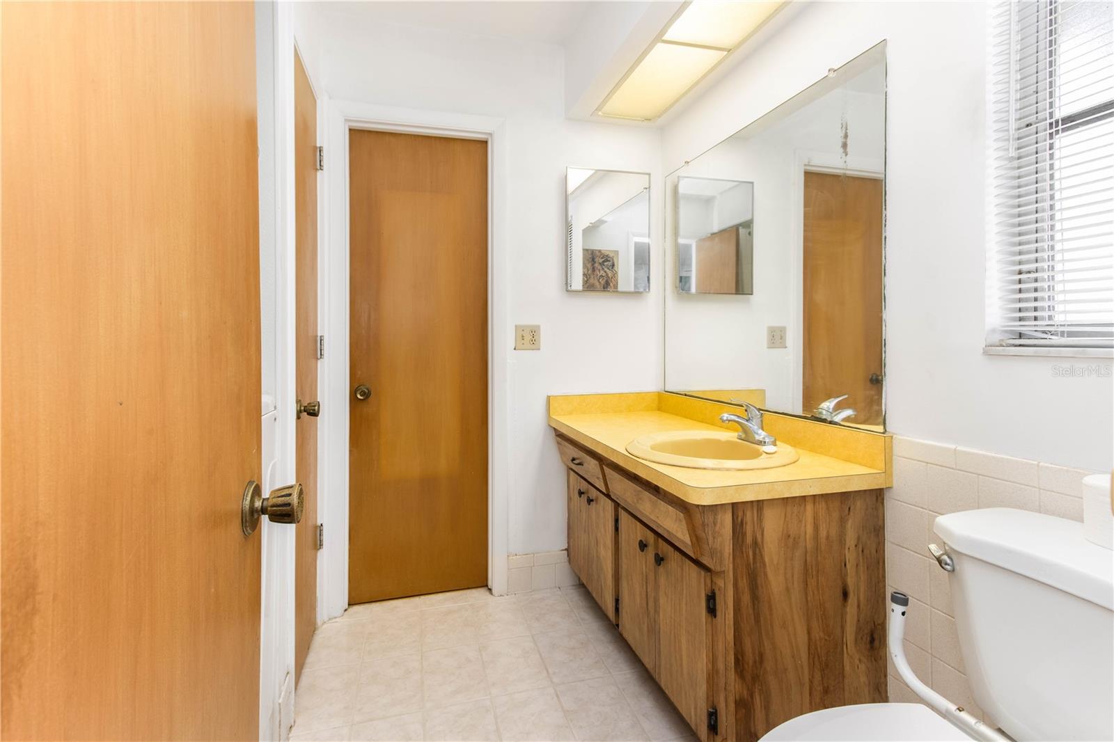 1950 SANDPIPER DR — photo 25