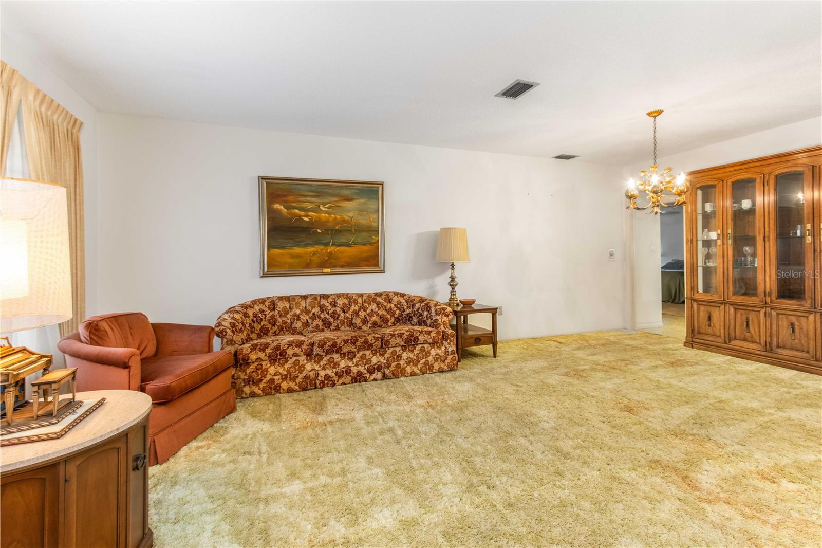 1950 SANDPIPER DR — photo 4