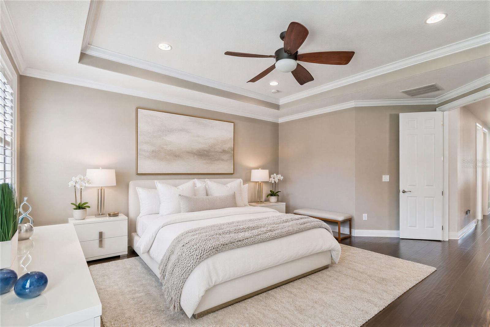 3610 E CLARK CIR — photo 35