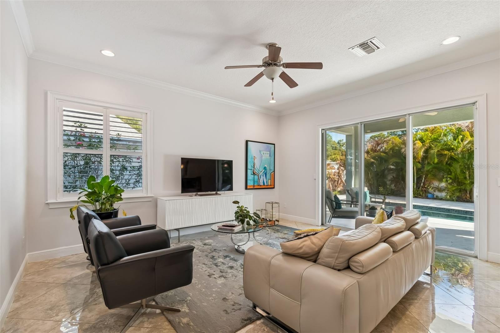 3610 E CLARK CIR — photo 17