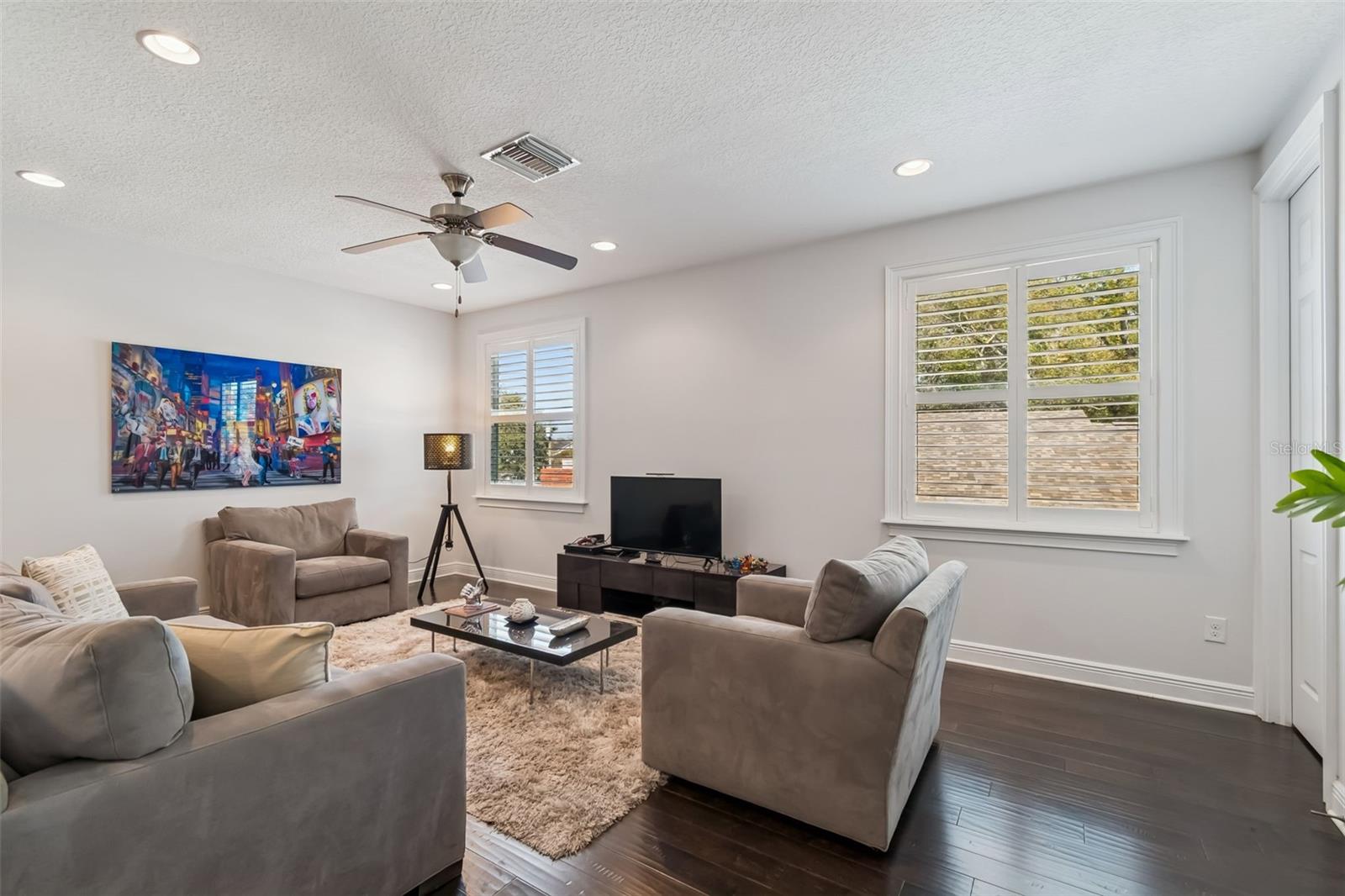 3610 E CLARK CIR — photo 34