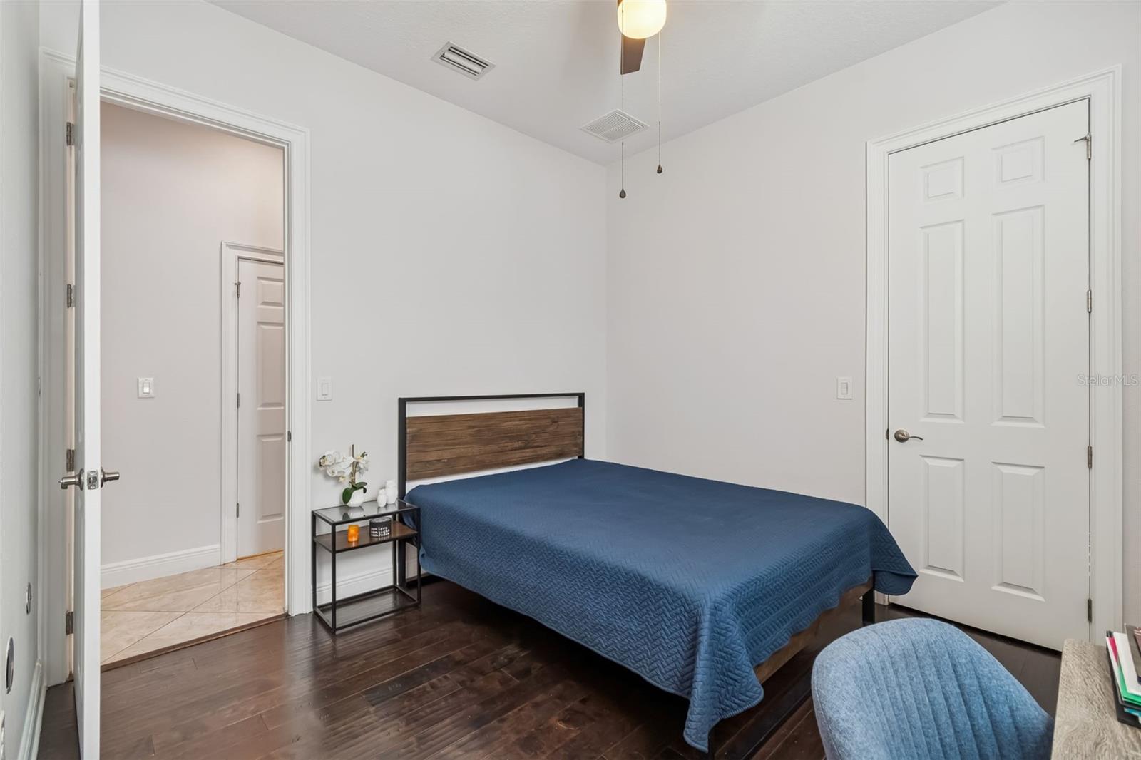 3610 E CLARK CIR — photo 28