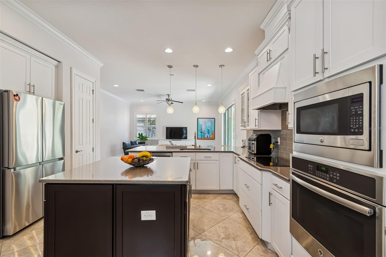 3610 E CLARK CIR — photo 25