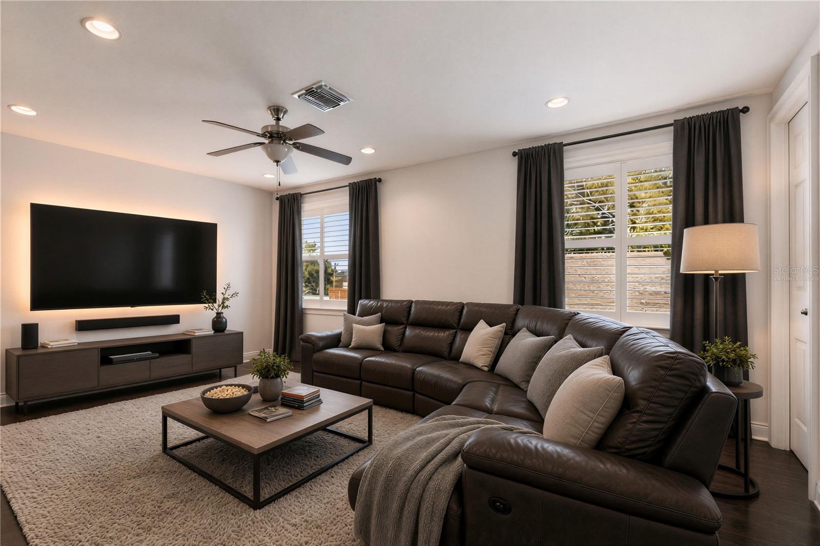 3610 E CLARK CIR — photo 33
