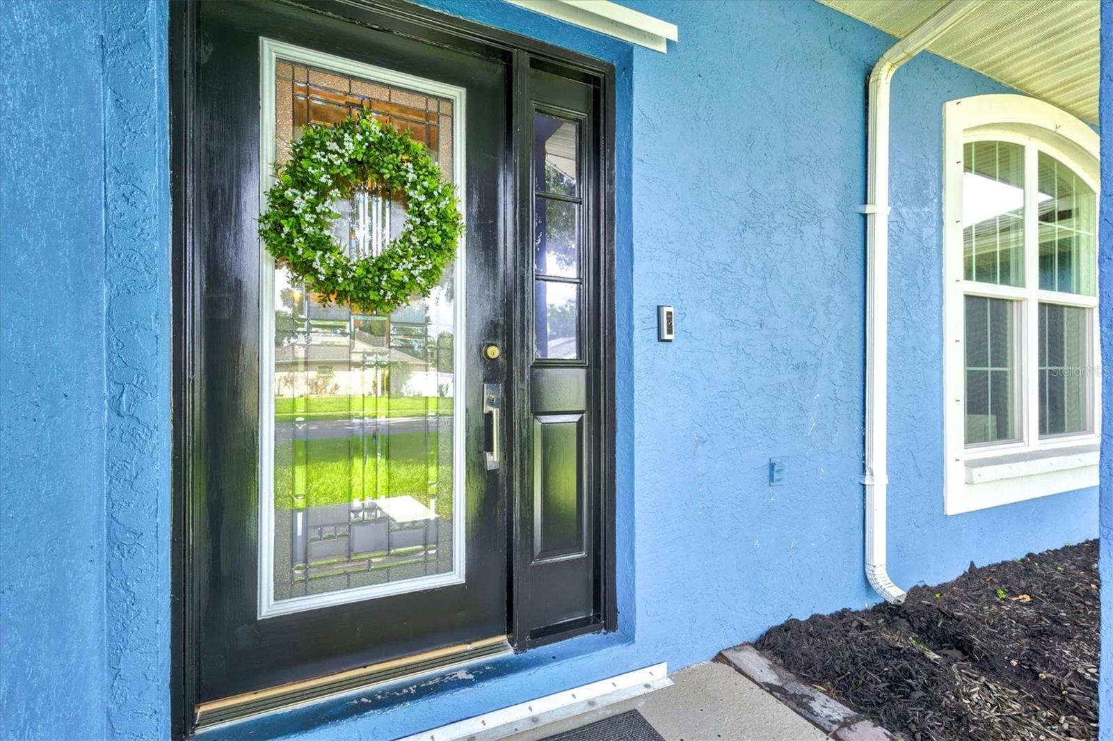 7129 QUEEN PALM CIR — photo 4