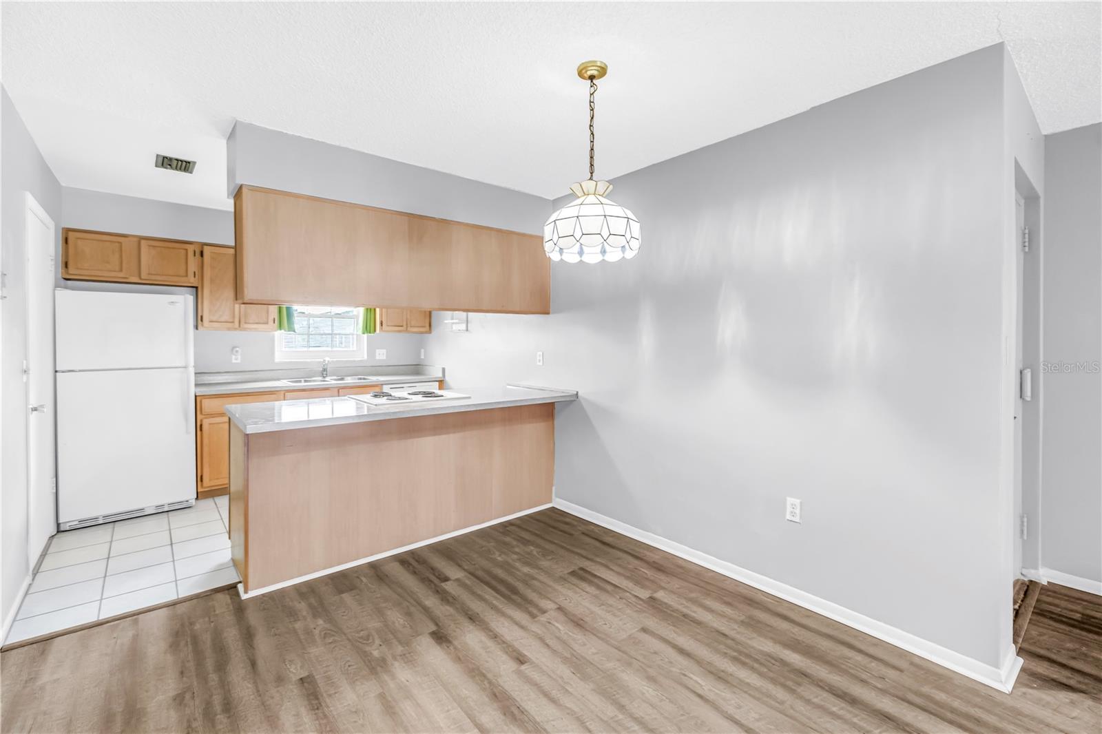 8218 11TH ST N #D — photo 8