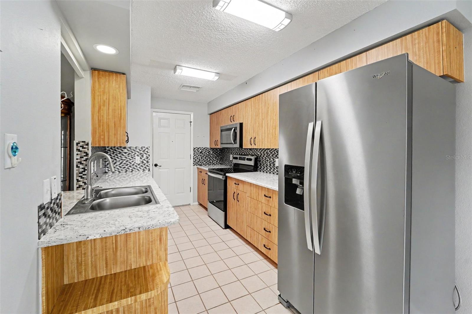 9022 RAMSGATE DR — photo 10