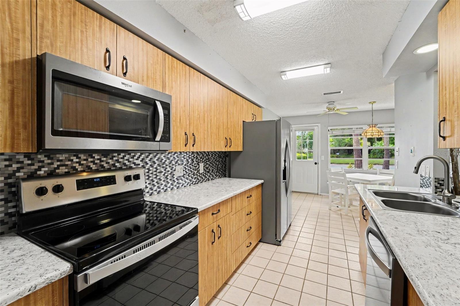 9022 RAMSGATE DR — photo 7