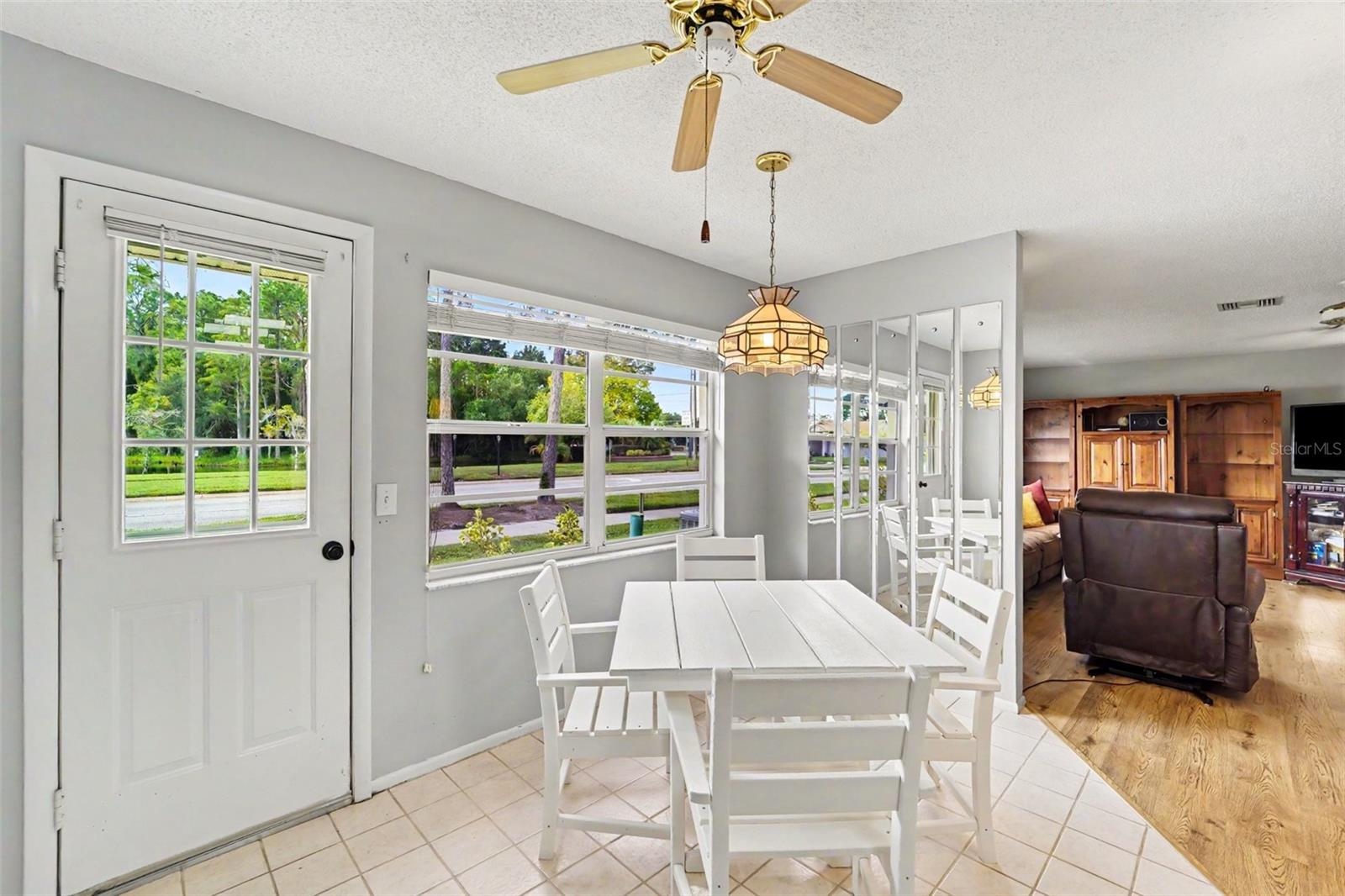 9022 RAMSGATE DR — photo 11