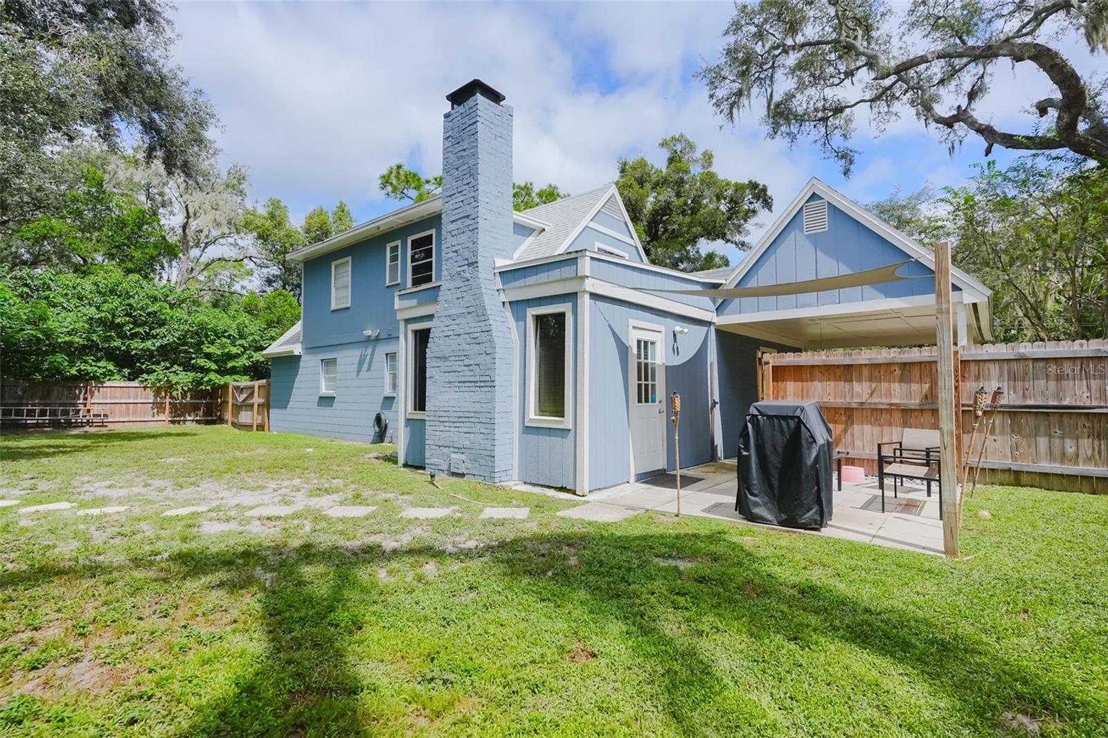 16606 FOREST PARK DR — photo 25