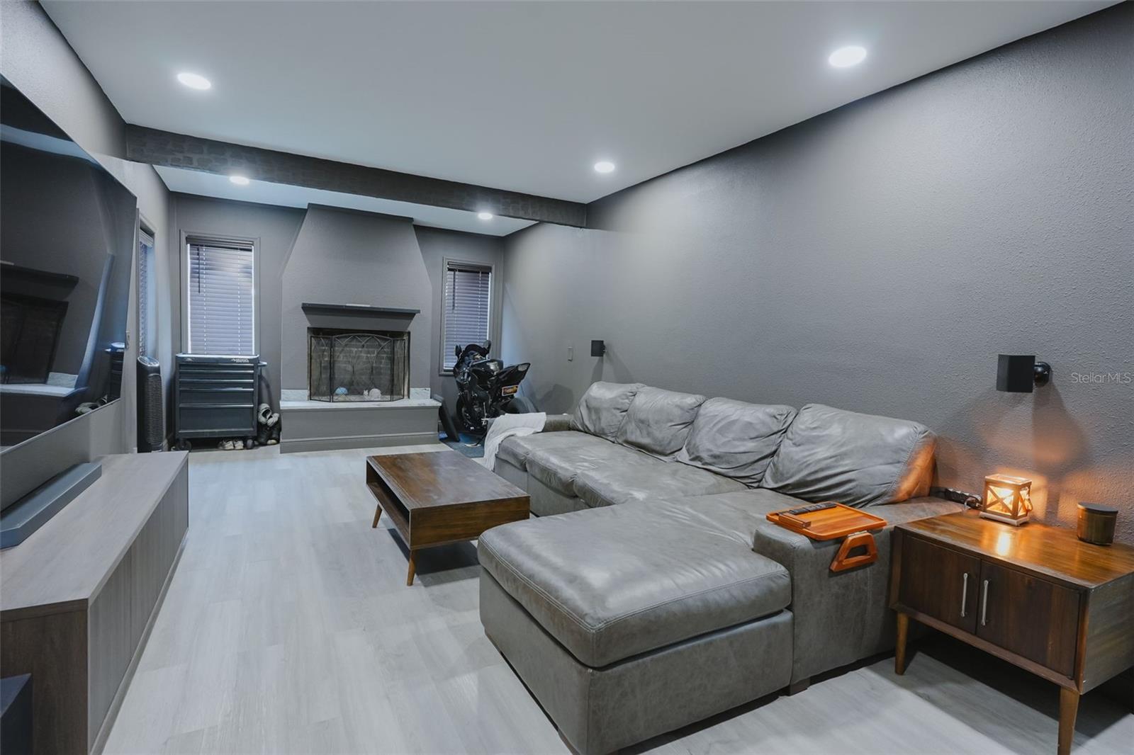 16606 FOREST PARK DR — photo 17