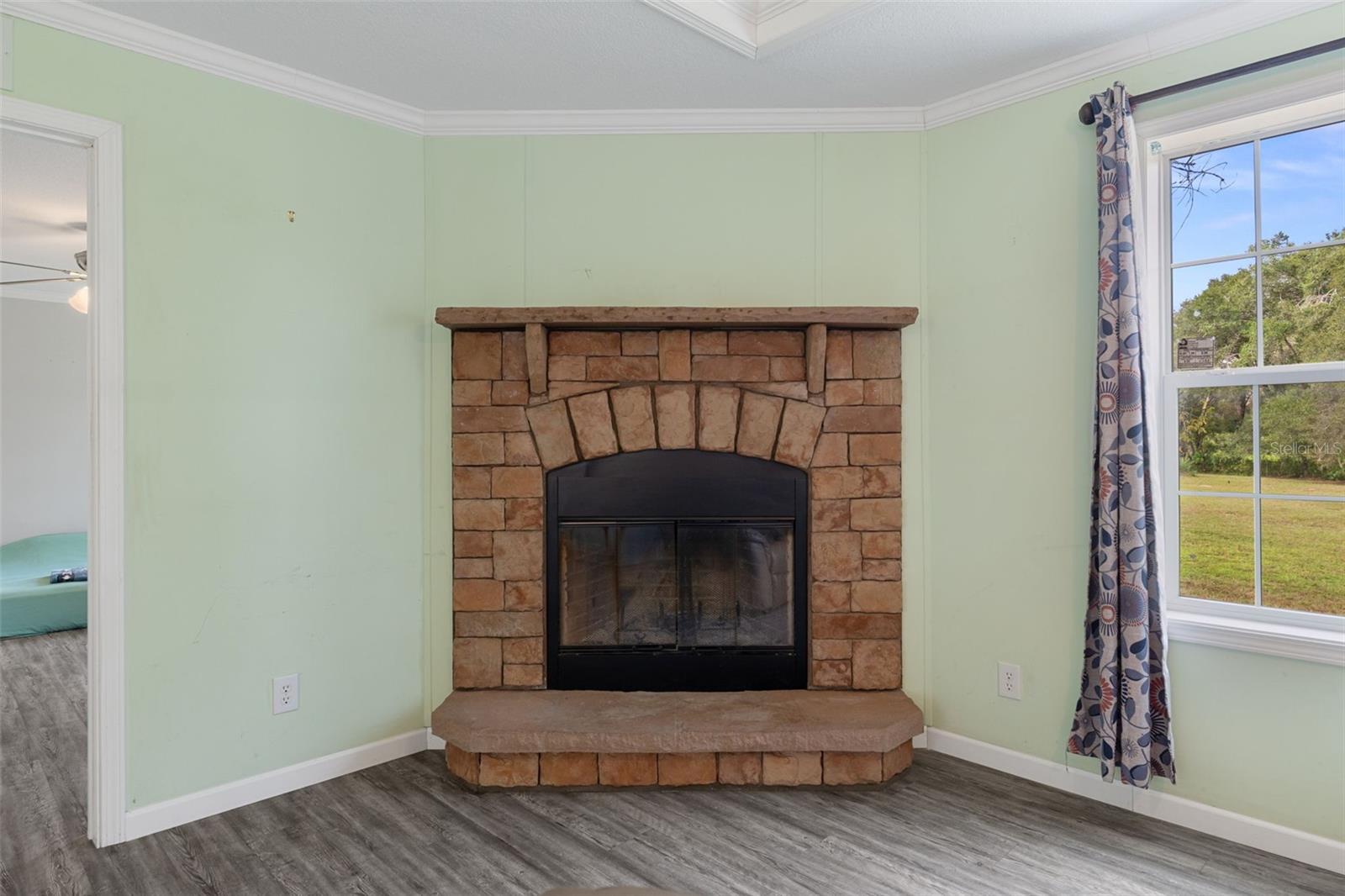 16344 PLATINUM DR — photo 12