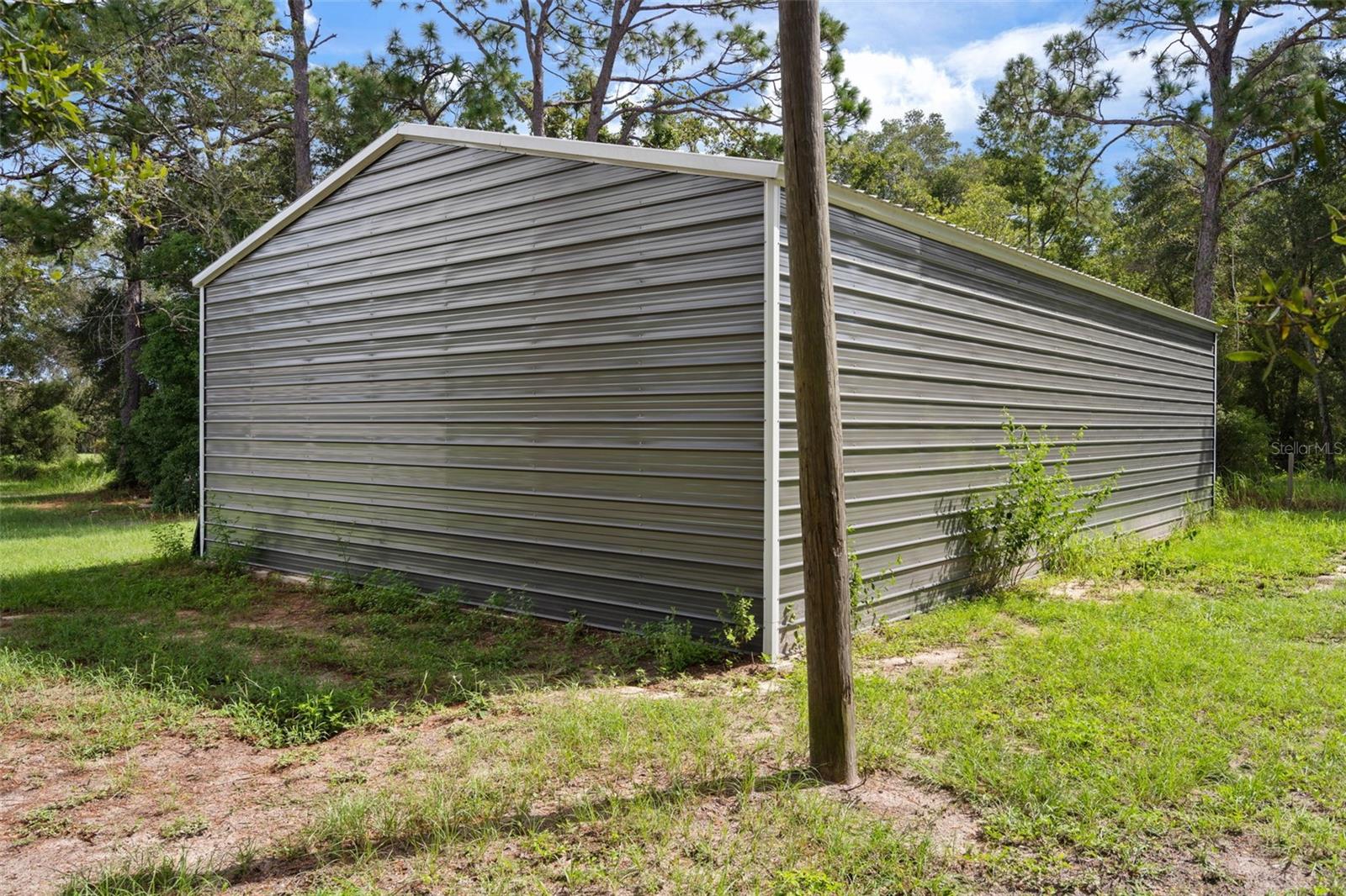 16344 PLATINUM DR — photo 20