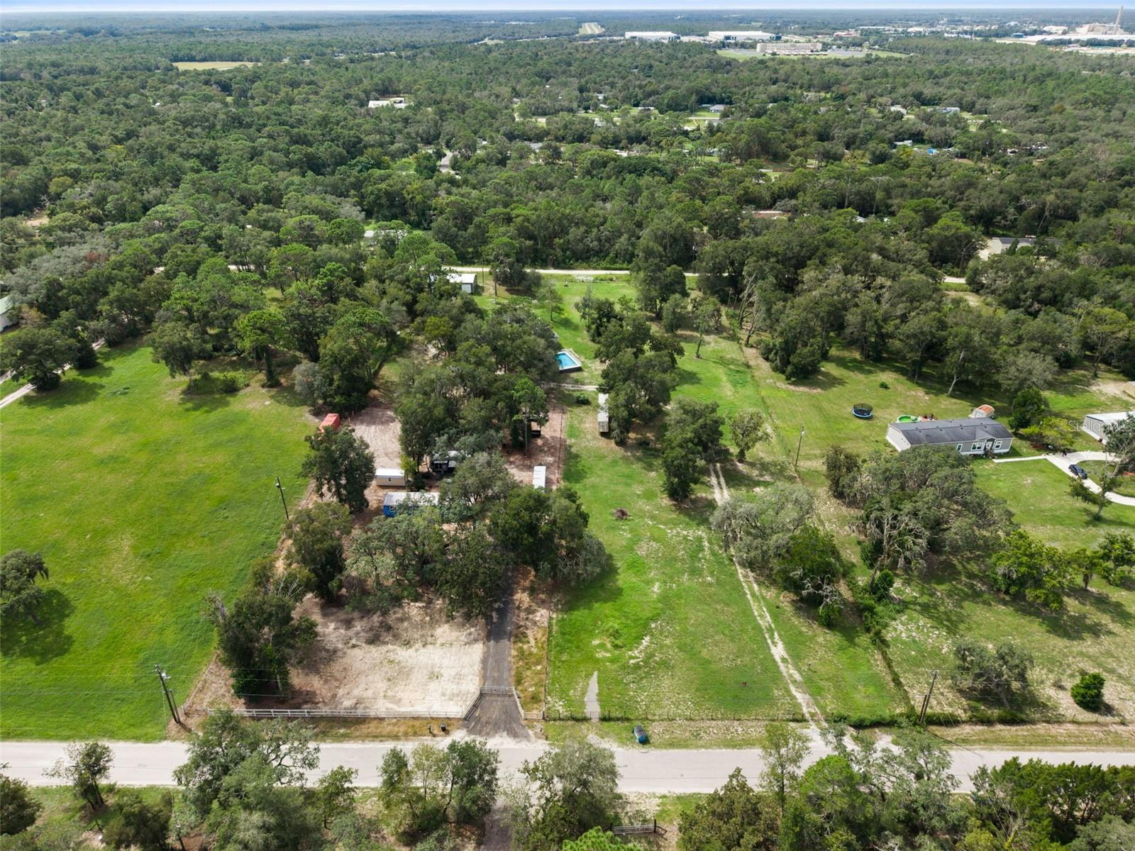 16344 PLATINUM DR — photo 39