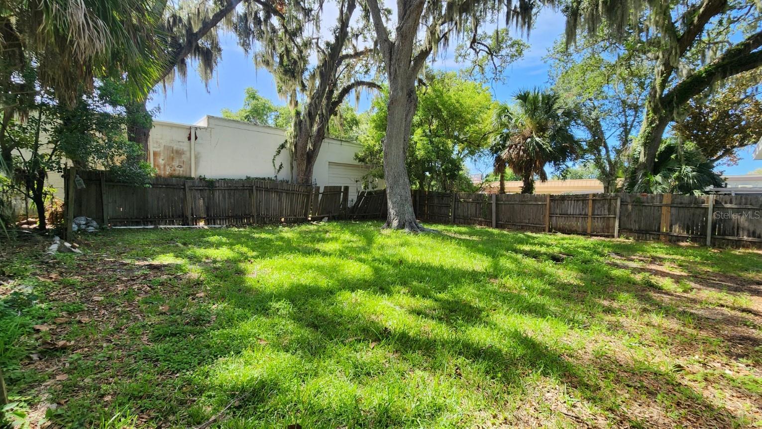 7919 GRAND BLVD — photo 3