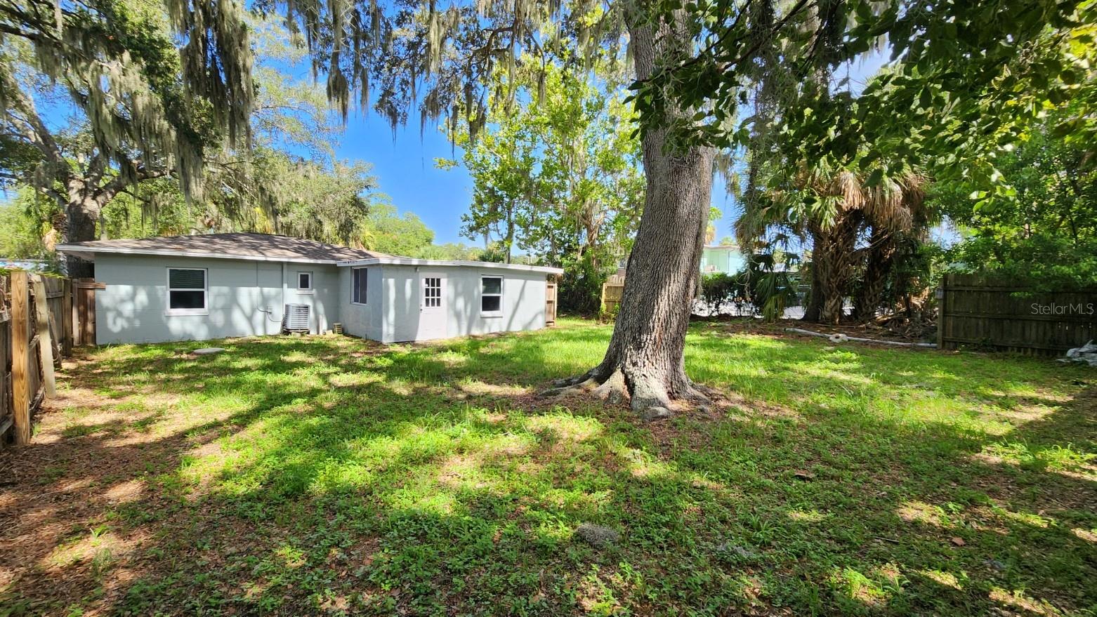 7919 GRAND BLVD — photo 31
