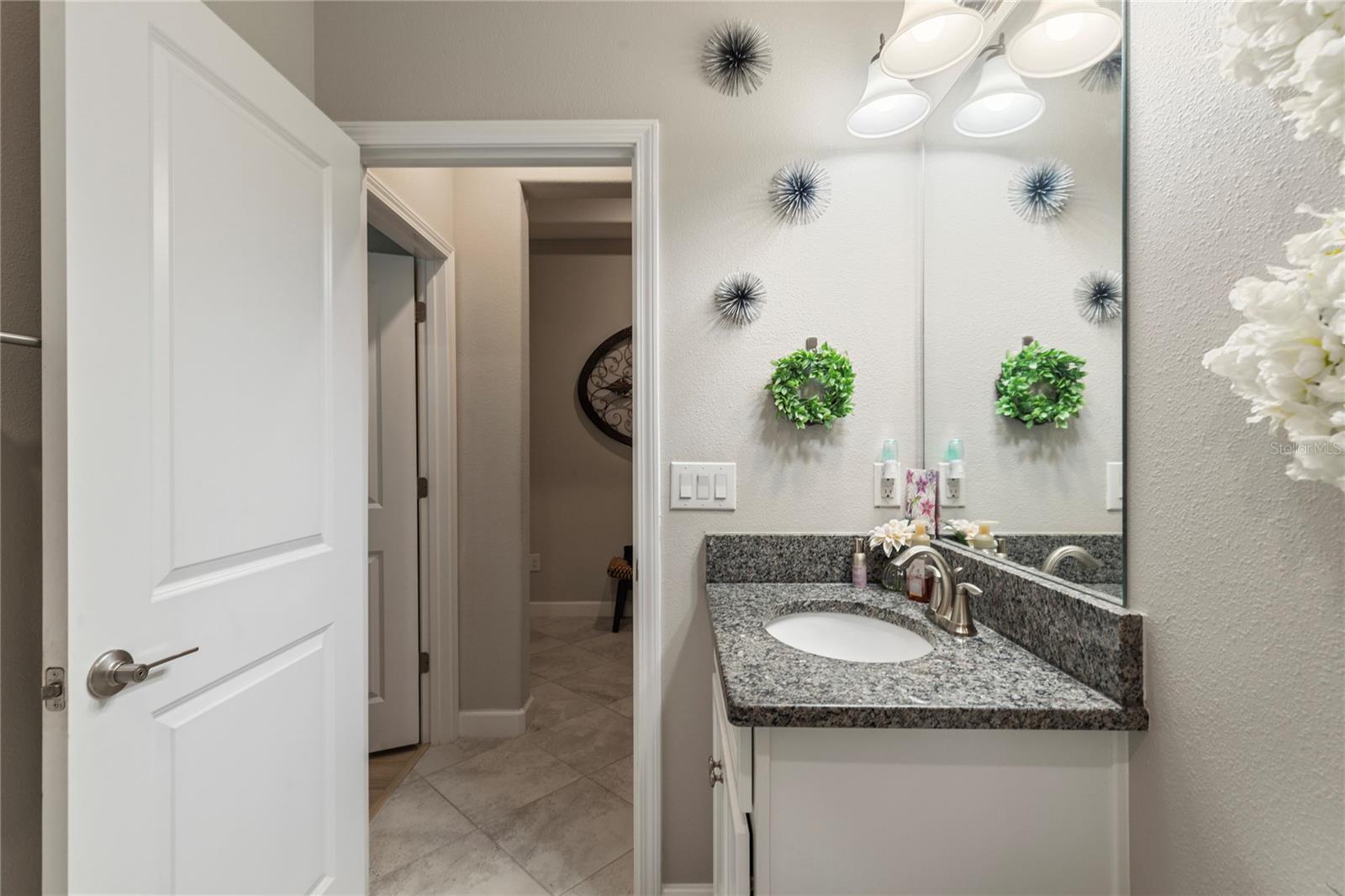 8888 SHADYSIDE LN — photo 10