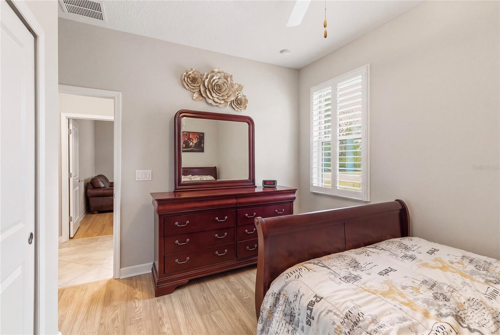 8888 SHADYSIDE LN — photo 11