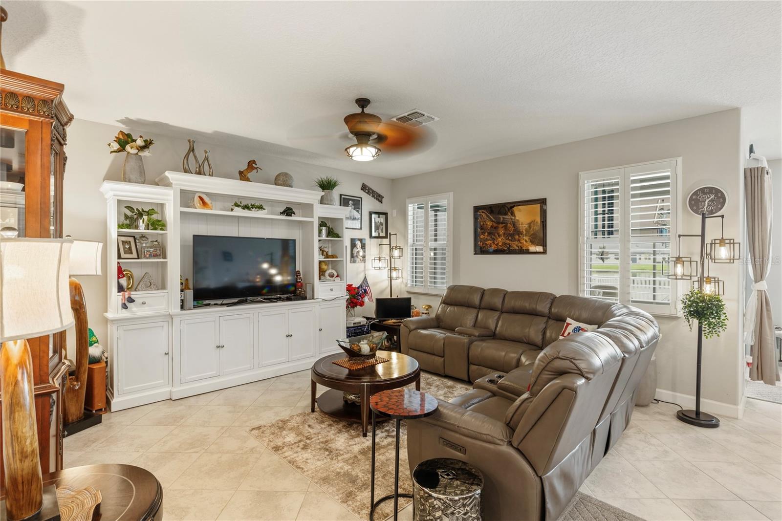 8888 SHADYSIDE LN — photo 16