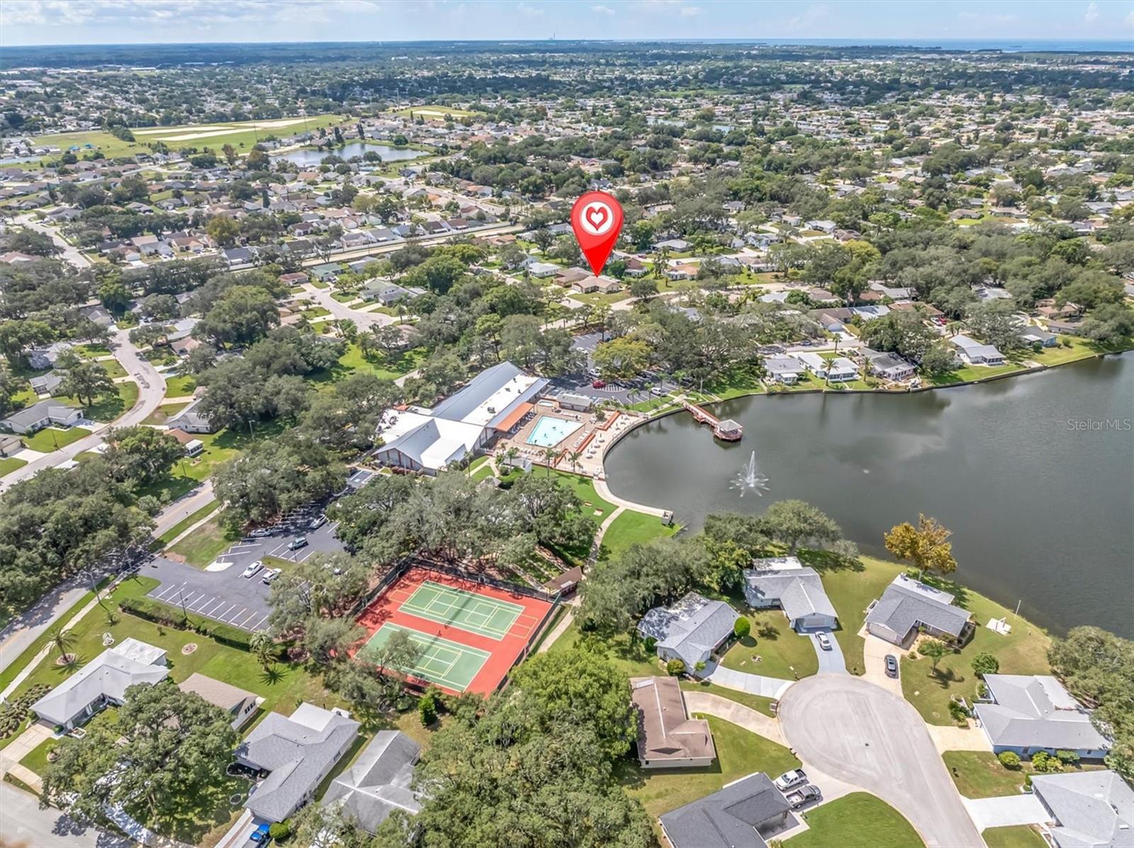 10531 MEADOW HILL DR — photo 46