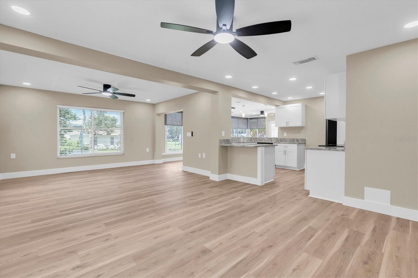10531 MEADOW HILL DR — photo 6