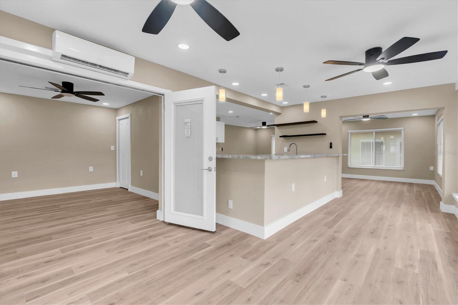 10531 MEADOW HILL DR — photo 20