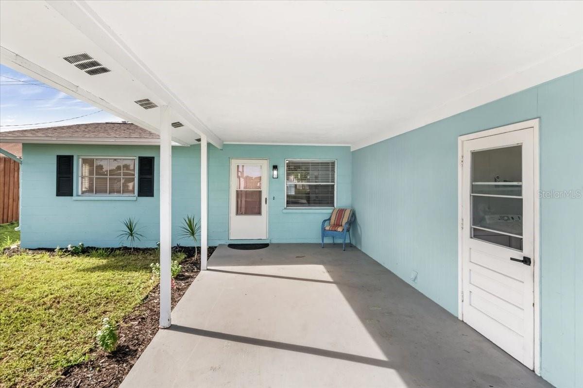 300 & 302 BRIARWOOD RD — photo 7