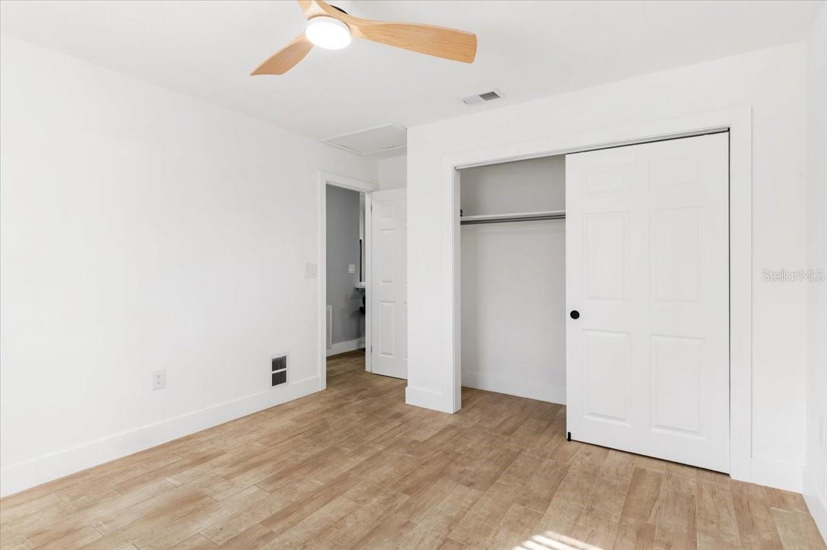 300 & 302 BRIARWOOD RD — photo 14
