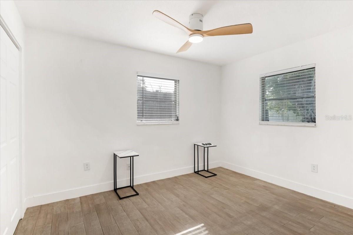 300 & 302 BRIARWOOD RD — photo 15